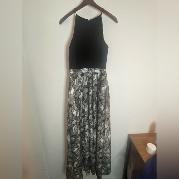 Aidan Mattox Halter Embroidered Long Gown, Pockets, Black White Size 12 - Picture 7 of 9